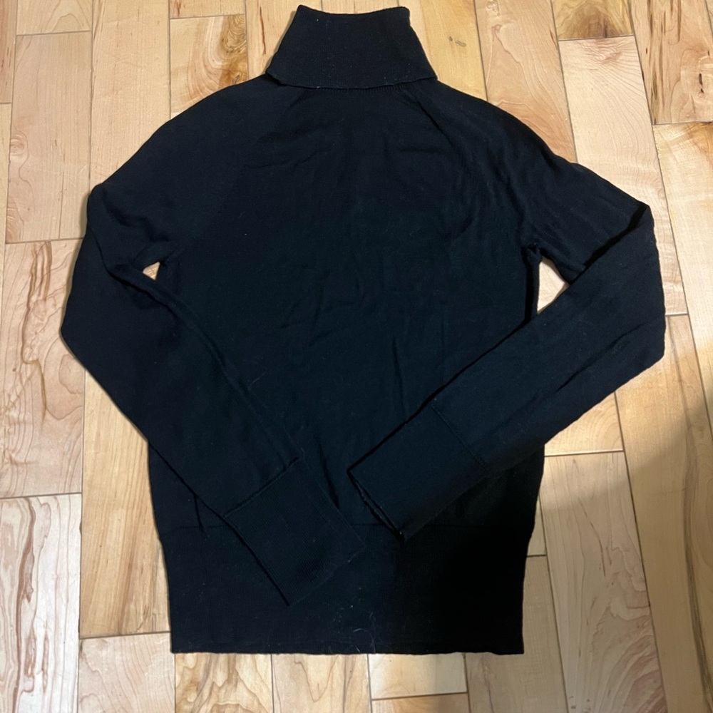 Banana Republic women’s black Turtleneck Sweater